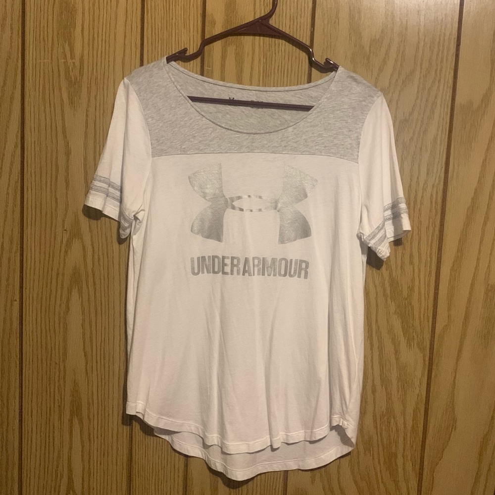 Women’s Under Armour Shirt